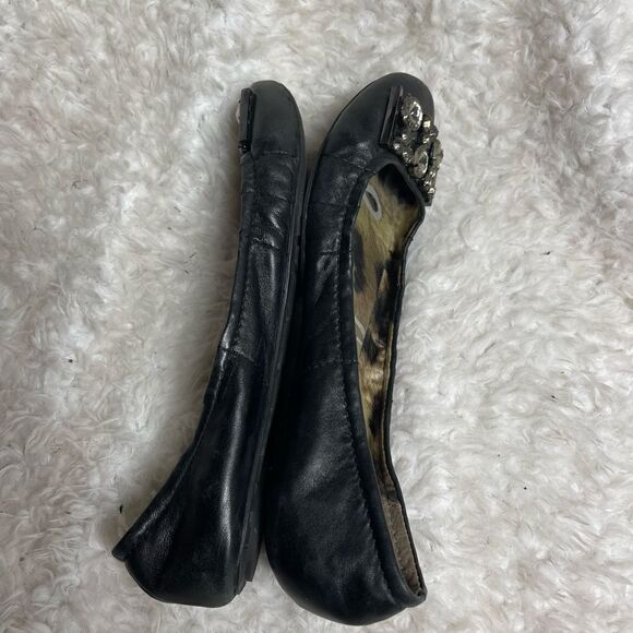Sam Edelman leather black slip on flats with front jewel brooch accent Size 9 - Picture 5 of 8